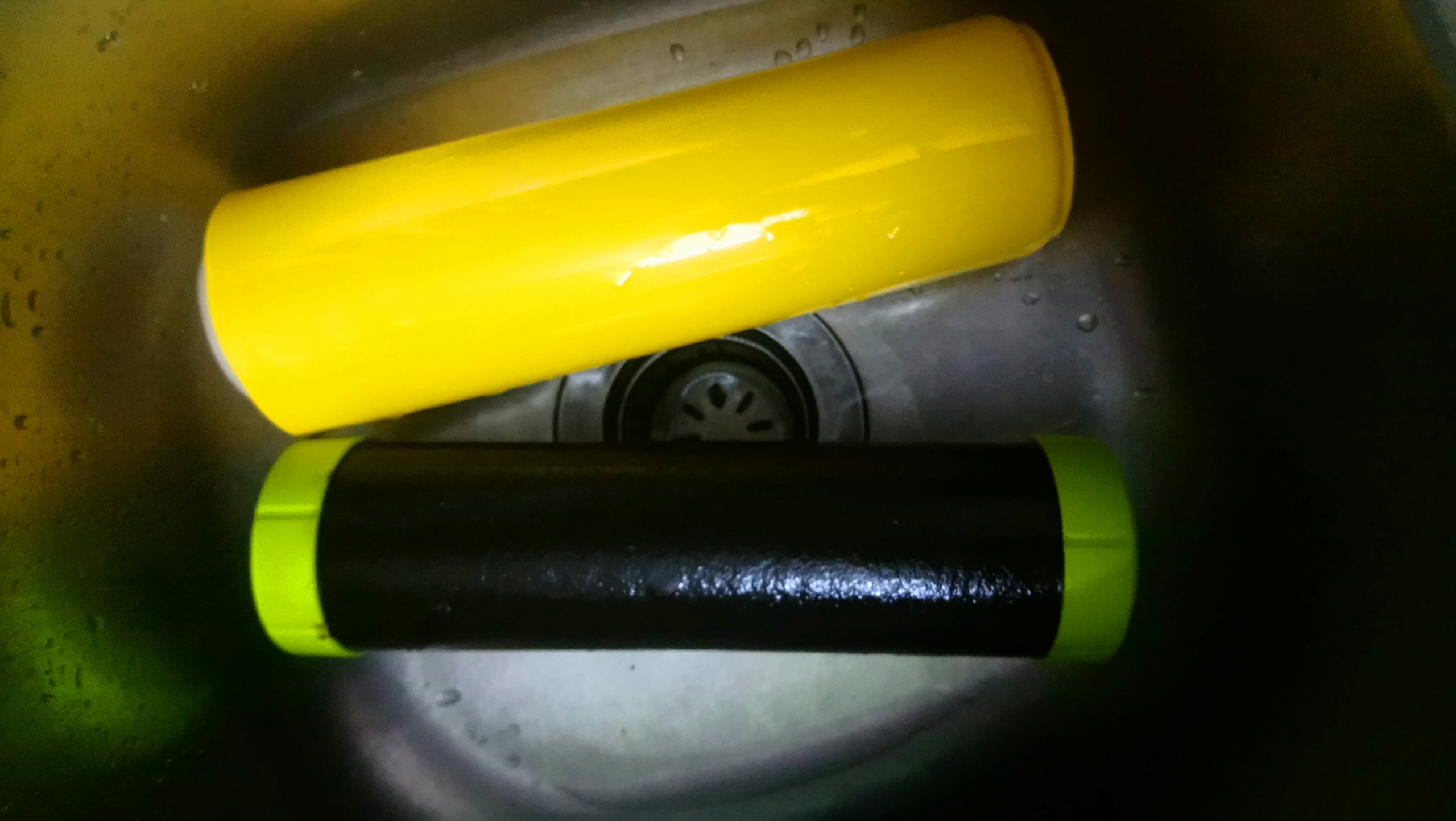 Nhận biết lõi lọc nước ro quá thời gian thay thế và cách thay lõi lọc nước ro #1 3 Nhận biết lõi lọc nước ro quá thời gian thay thế và cách thay lõi lọc nước ro #1 2