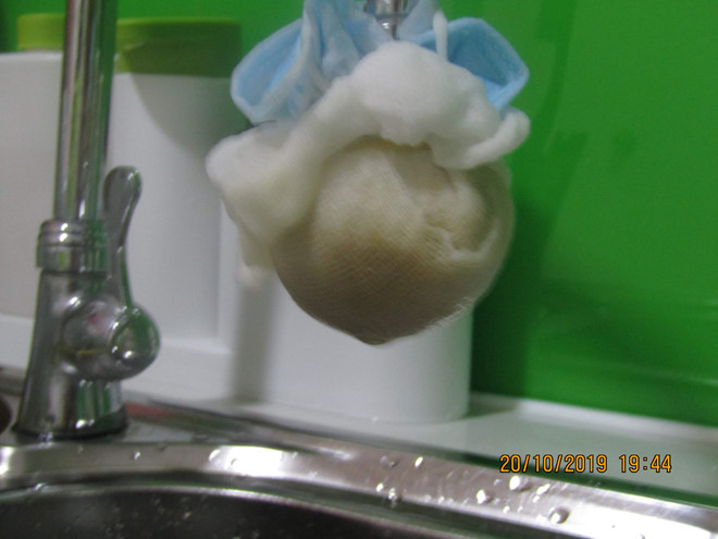 [Máy lọc nước #1] Dân chung cư ở TP.HCM hoang mang vì nước có màu, gây ghẻ ngứa 2